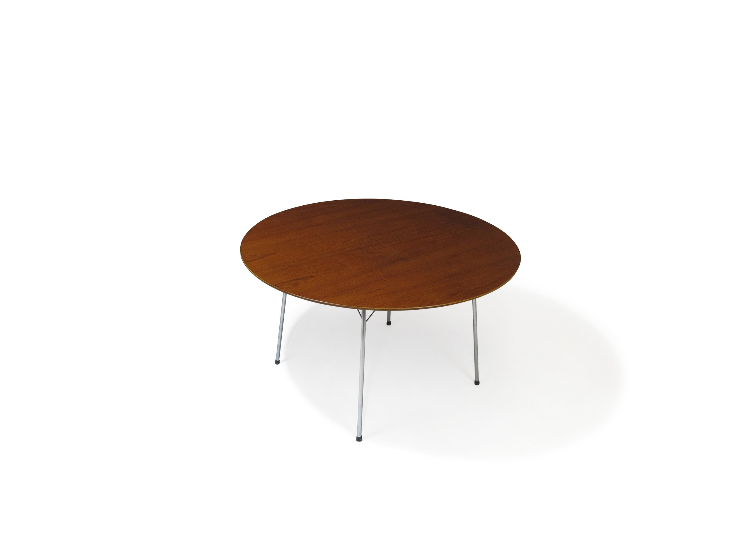 Arne Jacobsen Round Teak Table 4