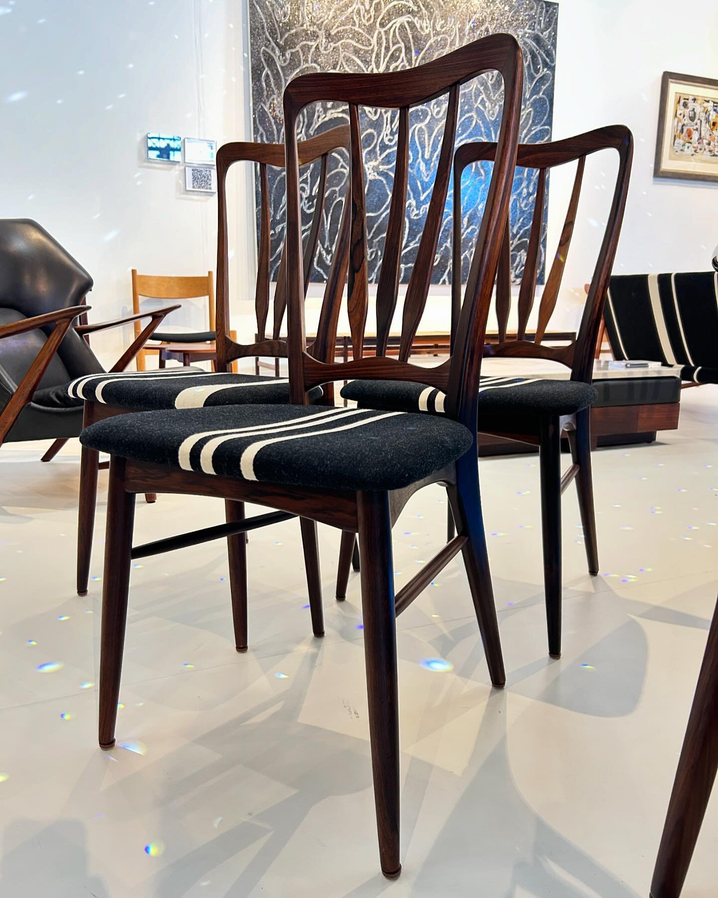 Exclusively Showing at the @sffallshow 
October 17 -20, 2024

@suzanne_tucker
@martynbullard 
@veere_grenney 
@spencerchurchilldesigns 
@aerin 
@wesgordon
@stellenevolandes 
@michellenussbaumer 
@pamelashamshiri 
@geoffreydesousa 
@mayer.rus
@ellie_c