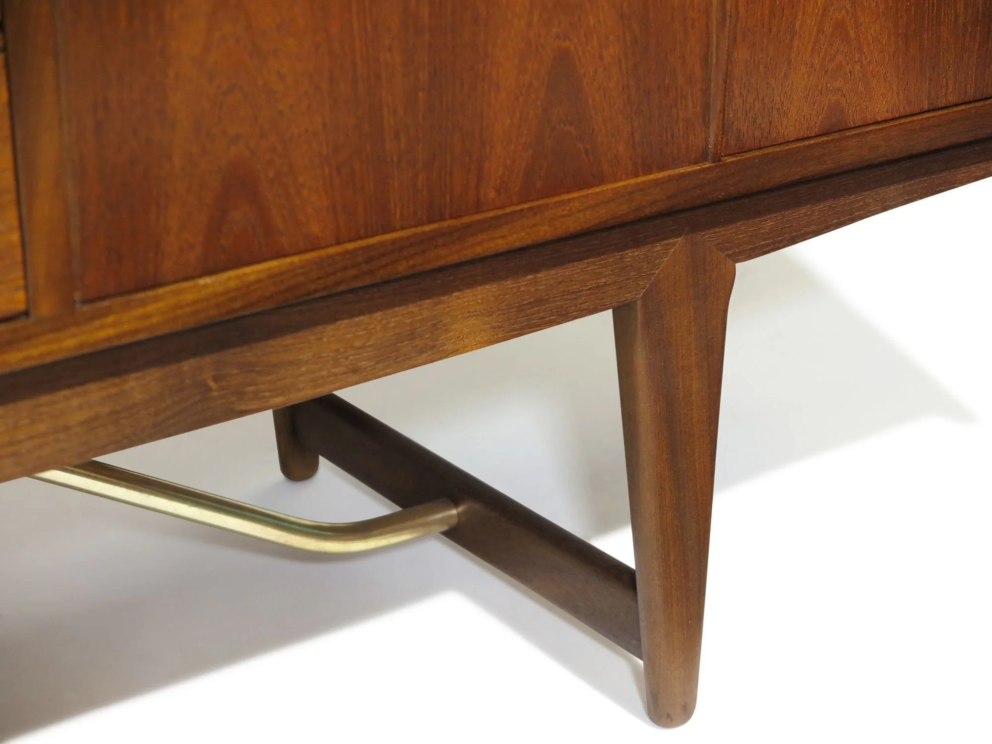 12_teak_Sideboard-14.jpeg