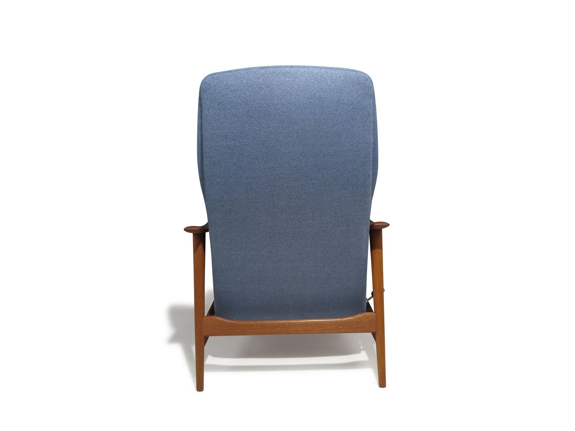 9_Blue_lounchair-9.jpeg