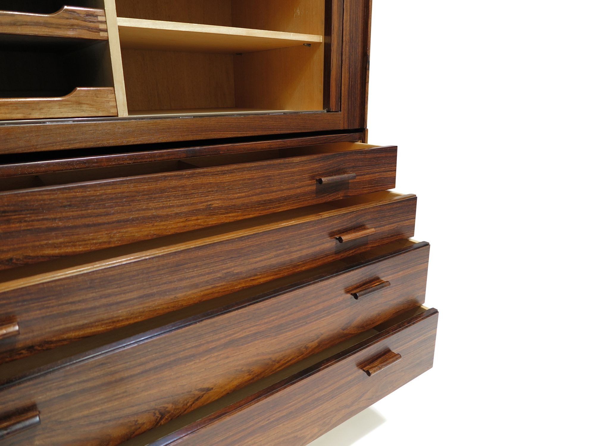 5_Rosewood_Cabinets-4.jpeg