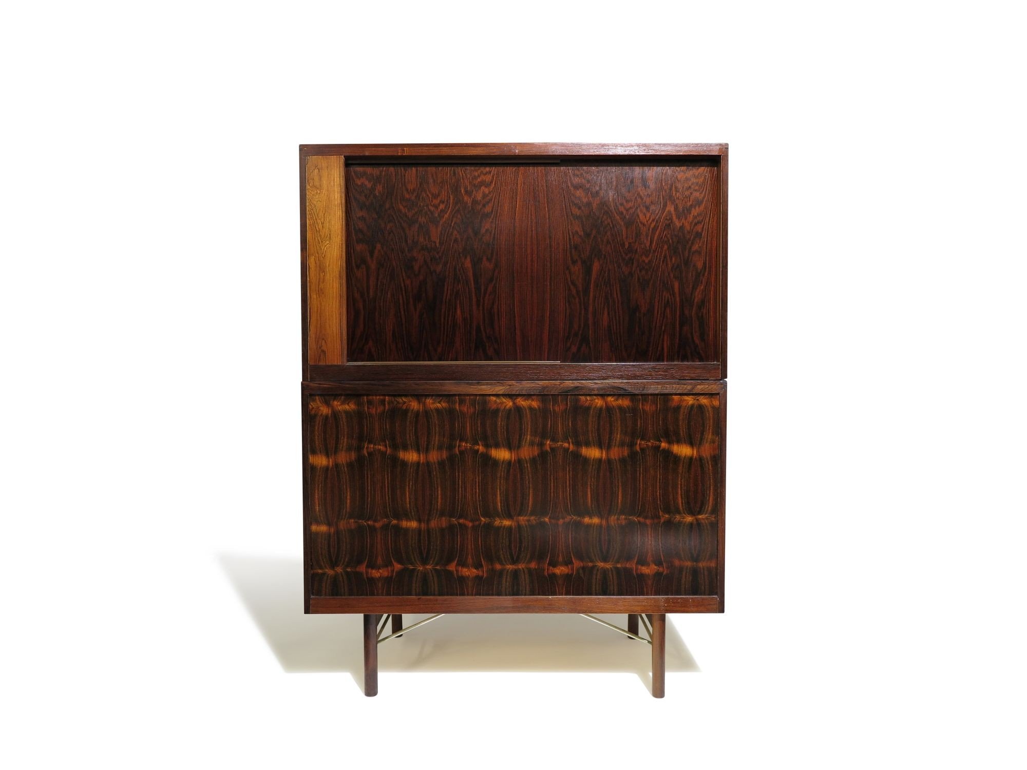 10_Rosewood_Cabinets-11.jpeg