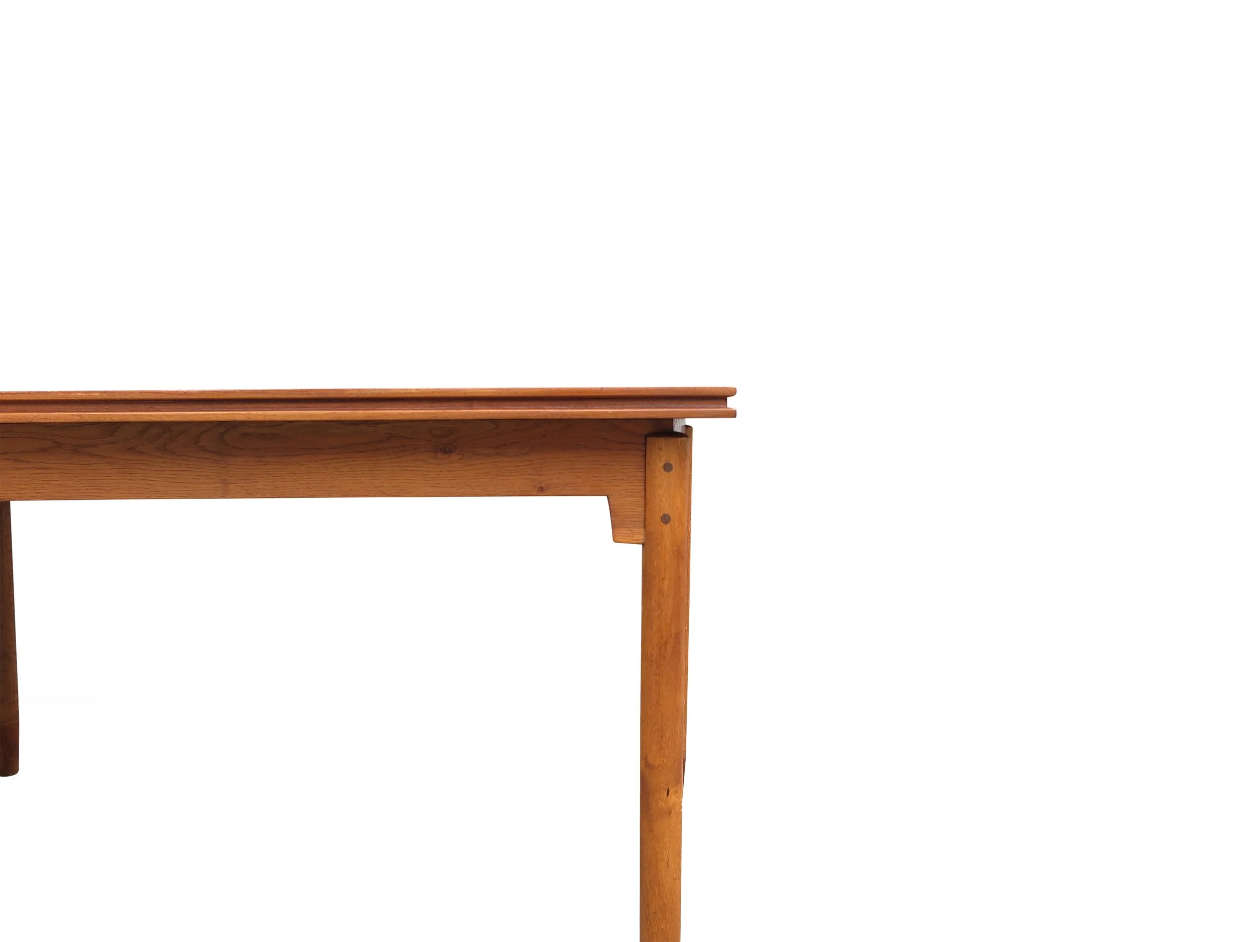 coffin table.jpg (Copy)