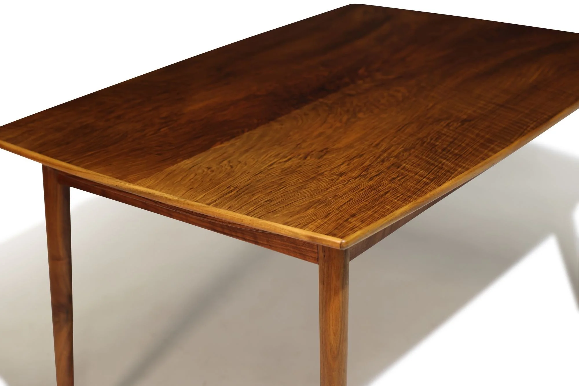 3_Walnut_Table-6.jpeg