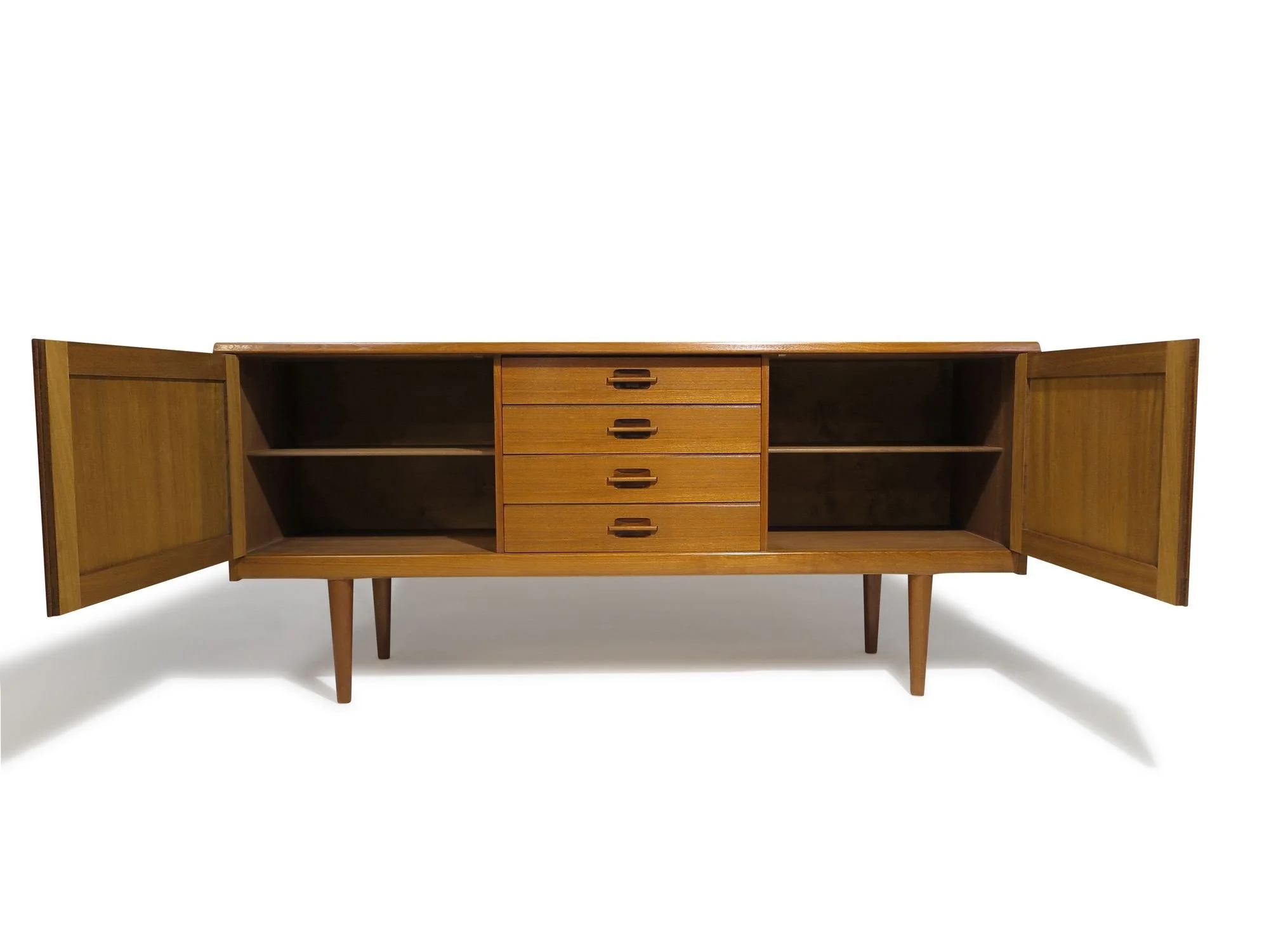2_teak_credenza-2.jpeg