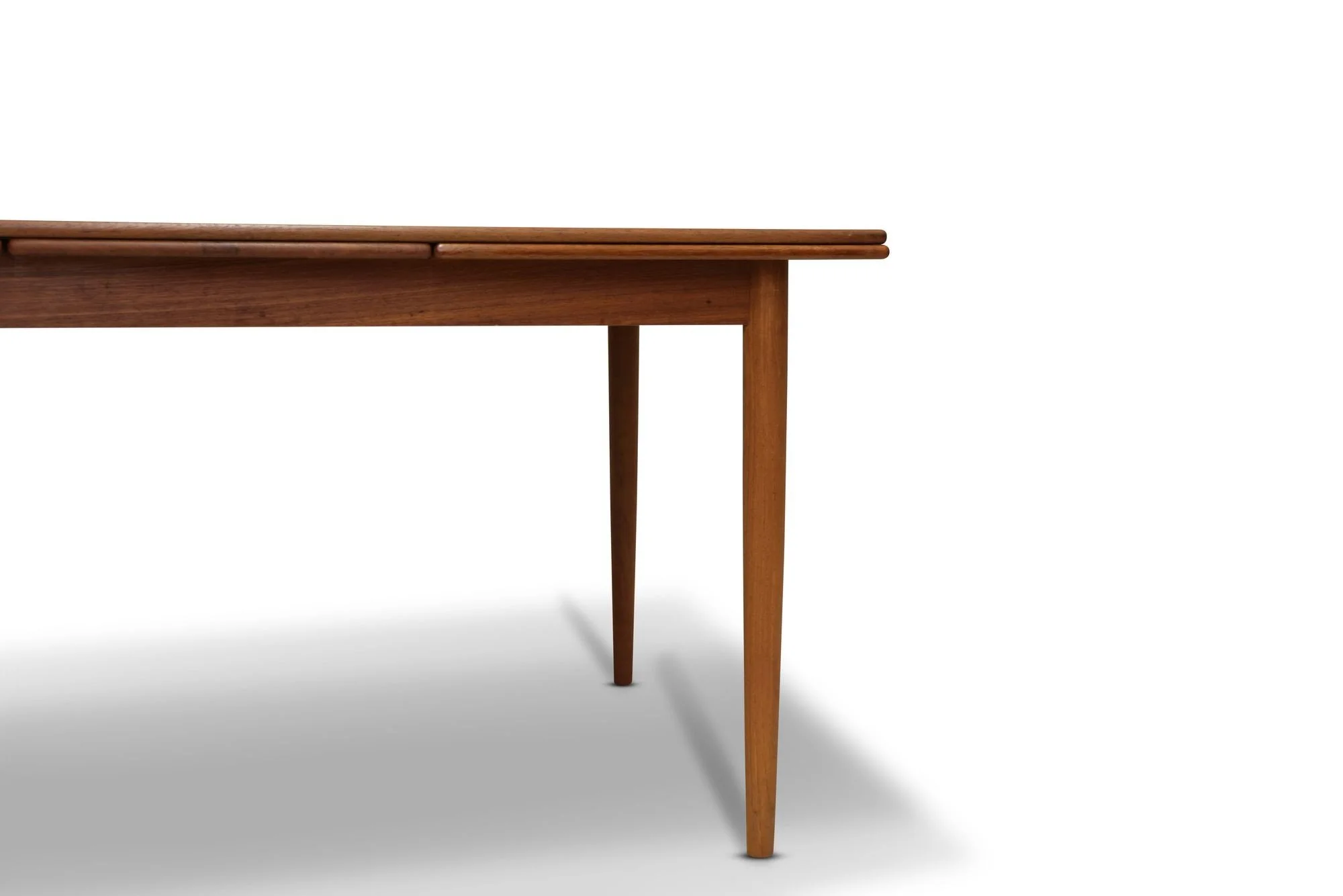8_Teak_Dining_Table-3.jpeg
