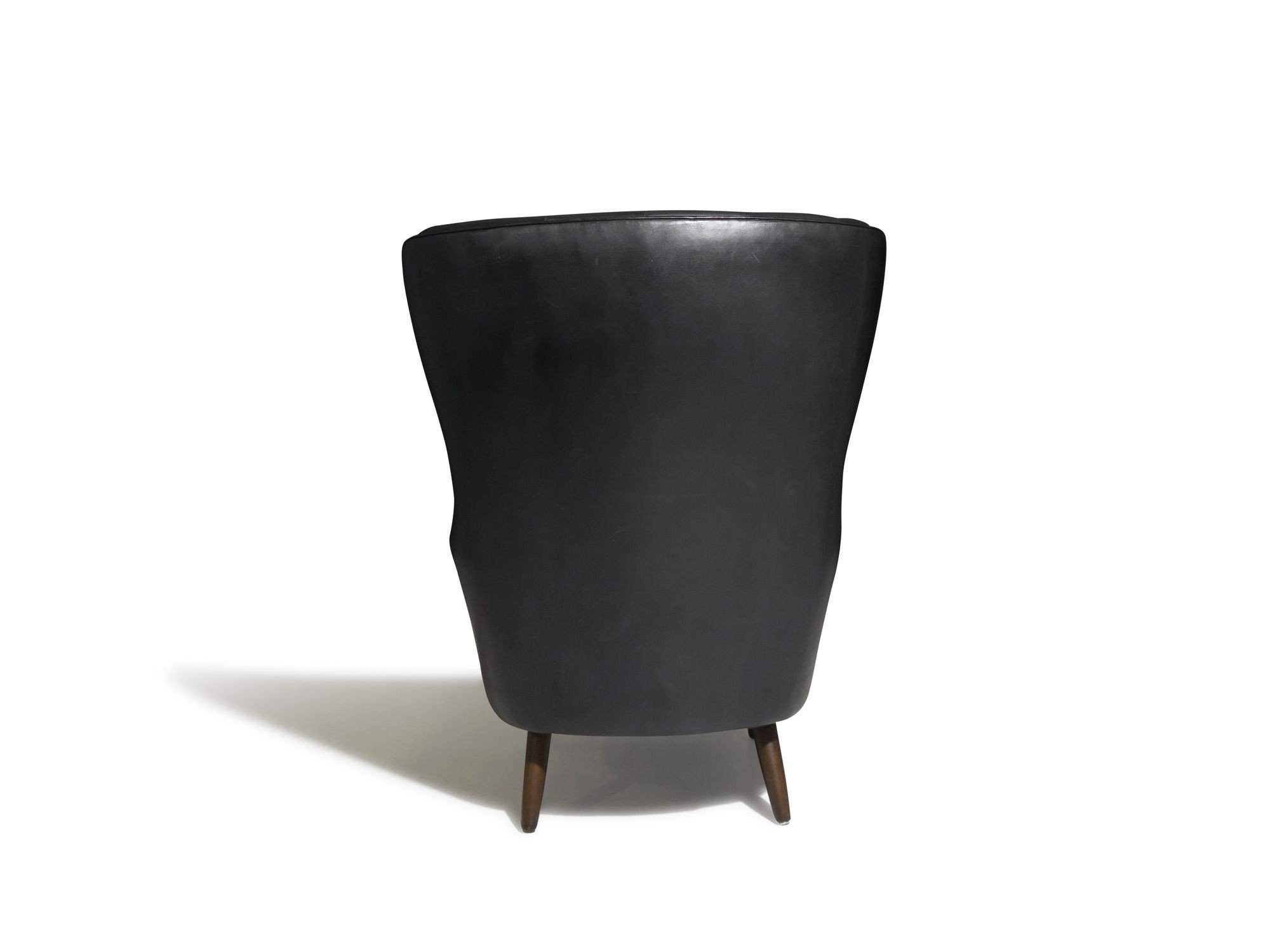 6_Black_Leather_Lounge_Chairs-8.jpeg