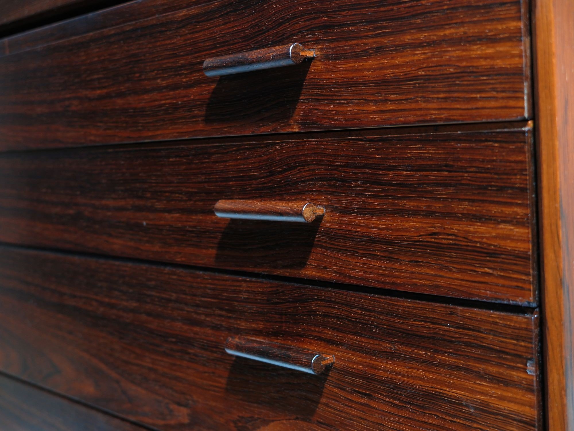 11_Rosewood_Cabinets-12.jpeg