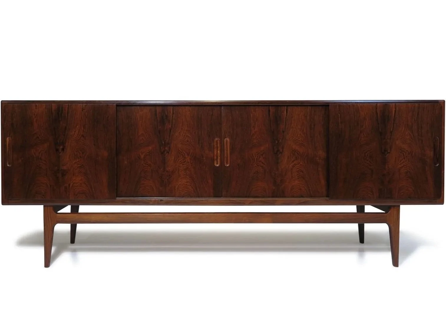 0_rosewood_credenza.jpg