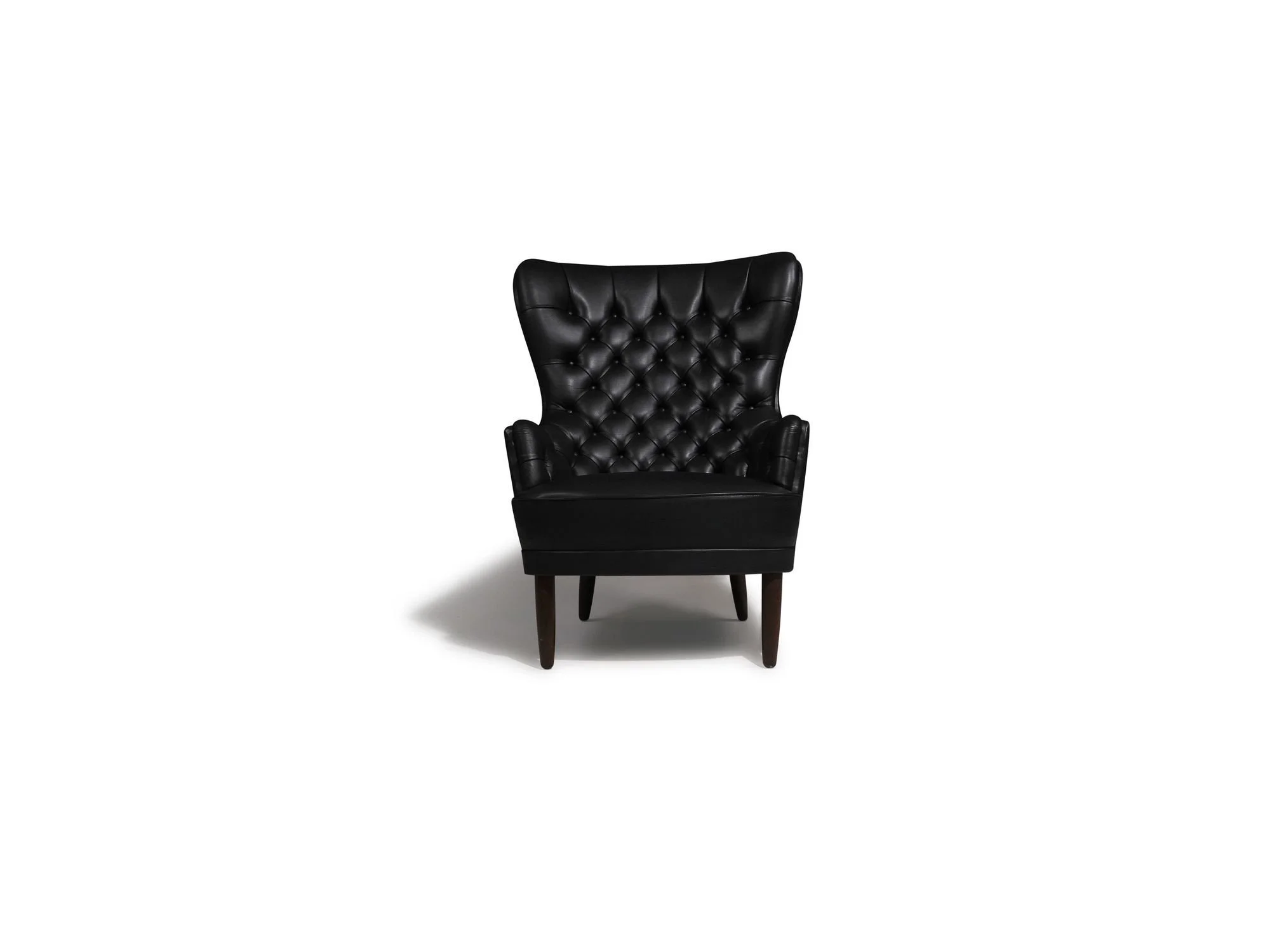 2_Black_Leather_Lounge_Chairs-4.jpeg
