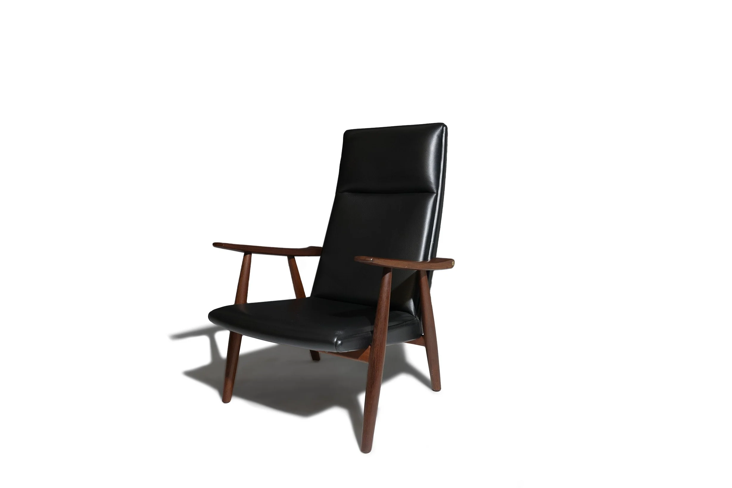 Black leather chair-2.jpg