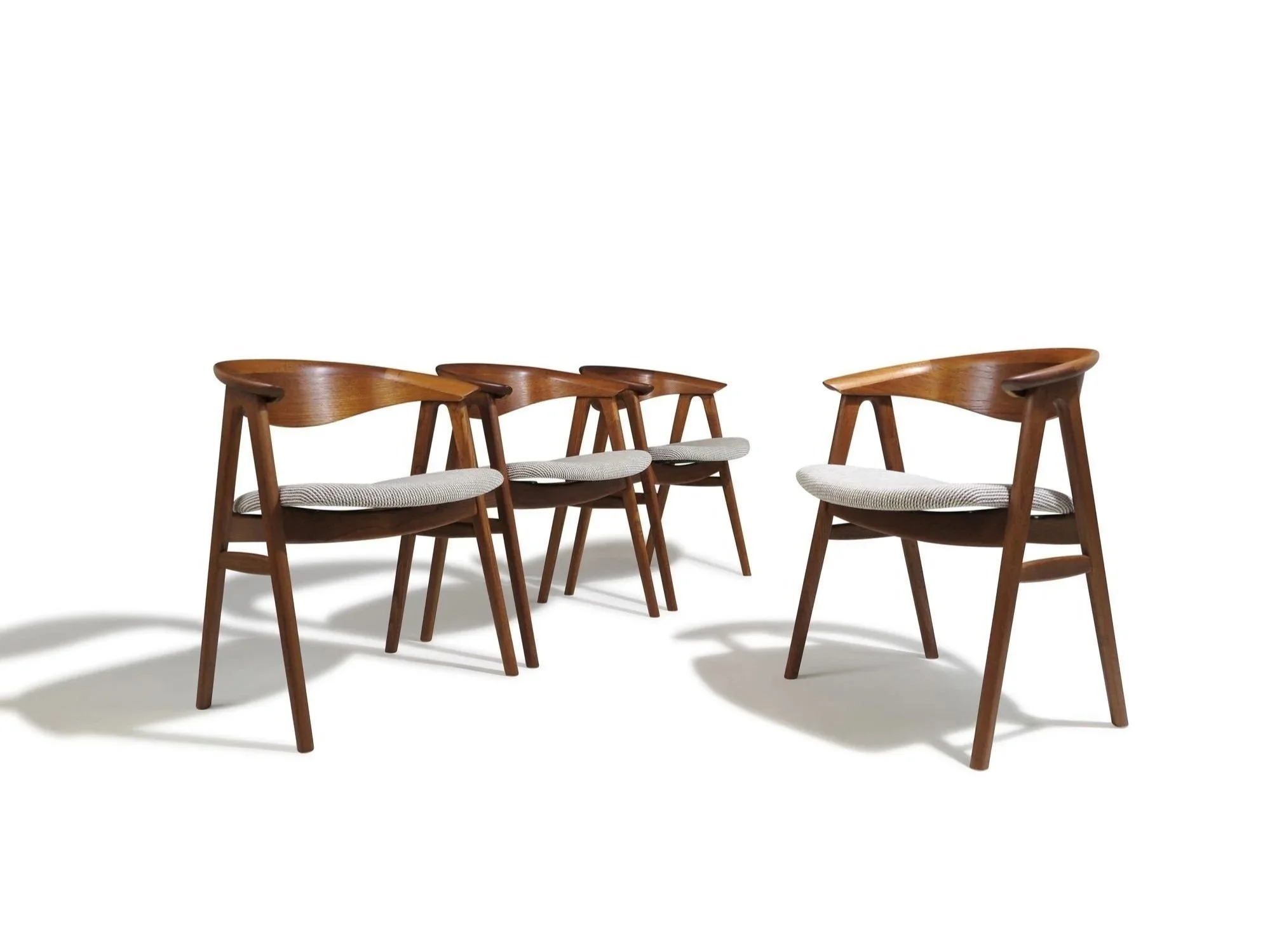 0_4_Teak_Chairs-11.jpg