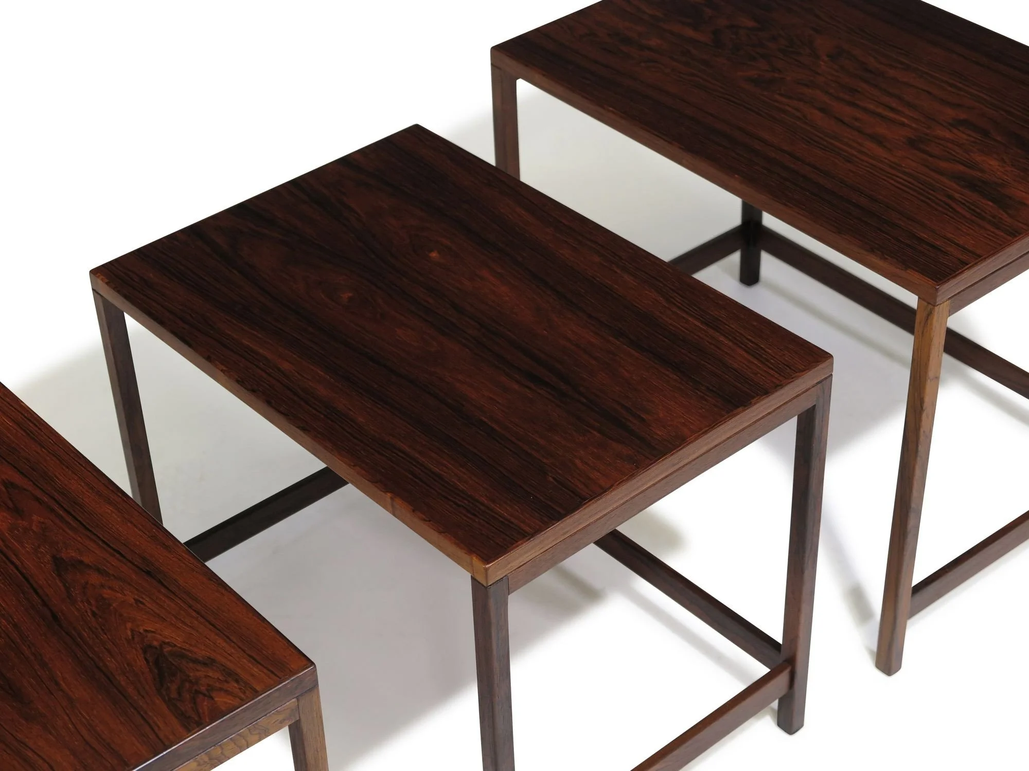 1_Nesting_Tables-10.jpeg