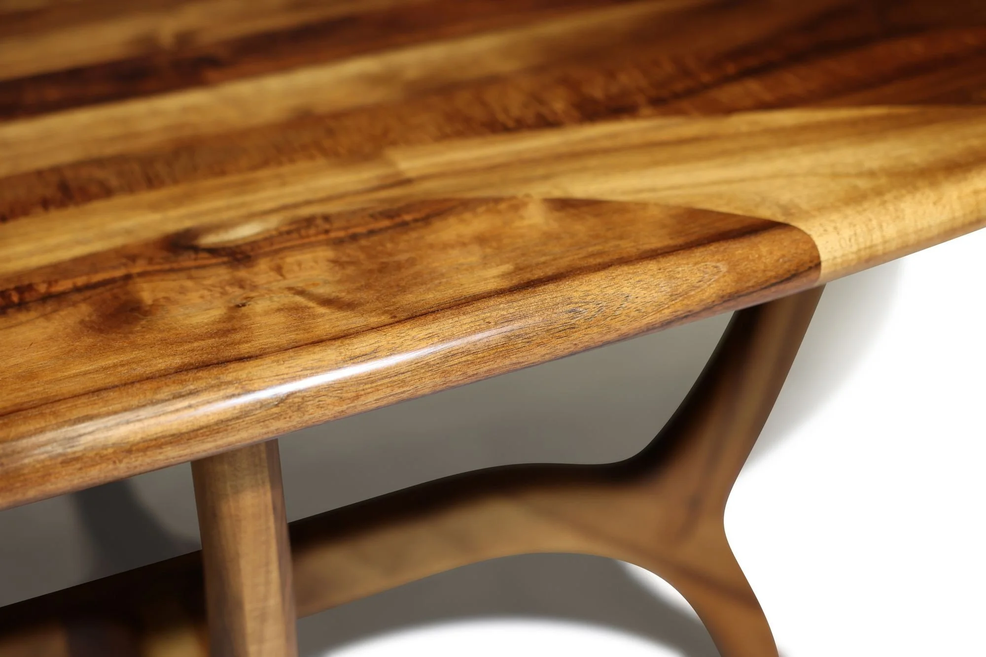 3_Oak_Dining_Table-4.jpeg