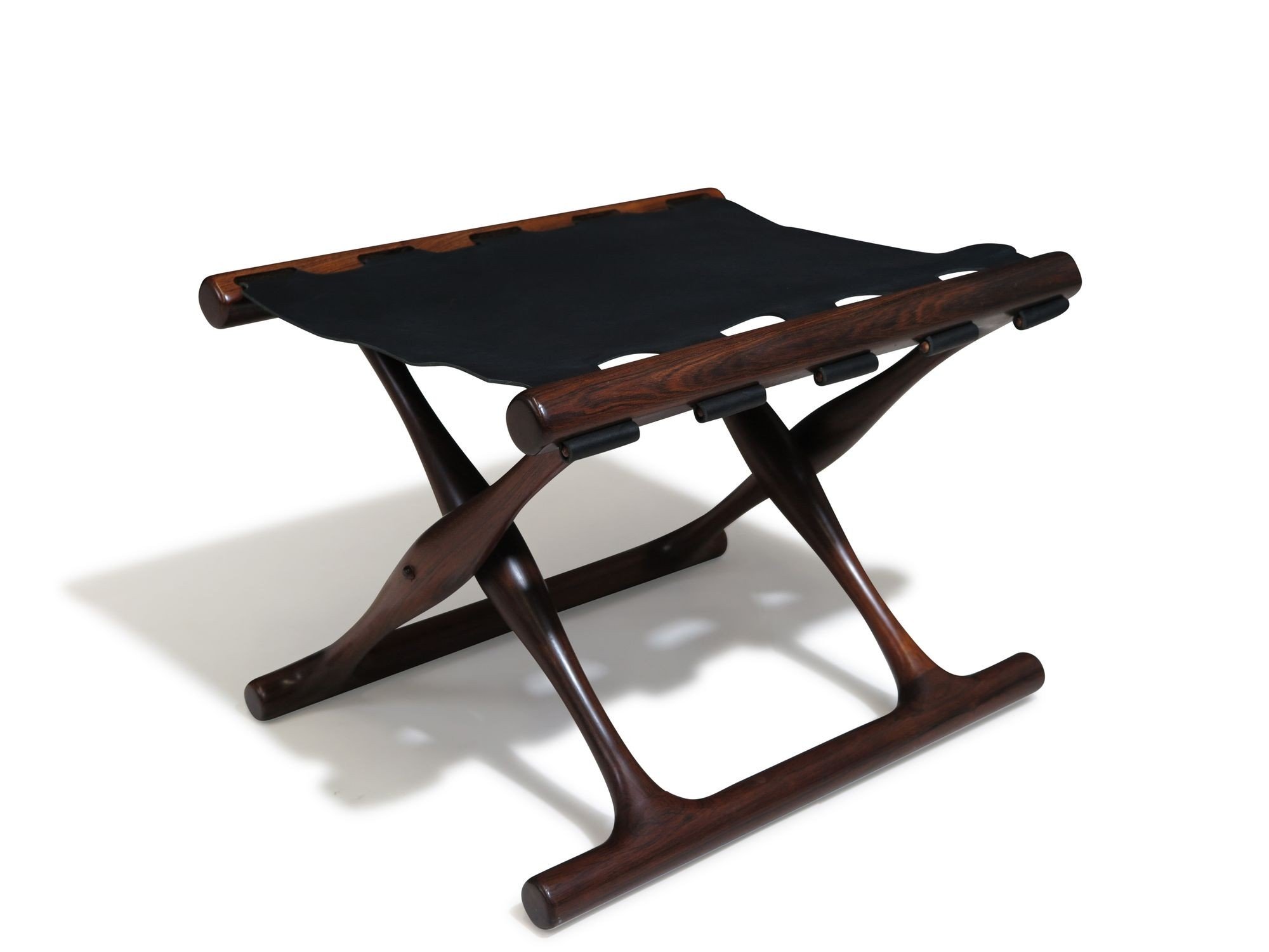 0_Rosewood_Bench.jpeg