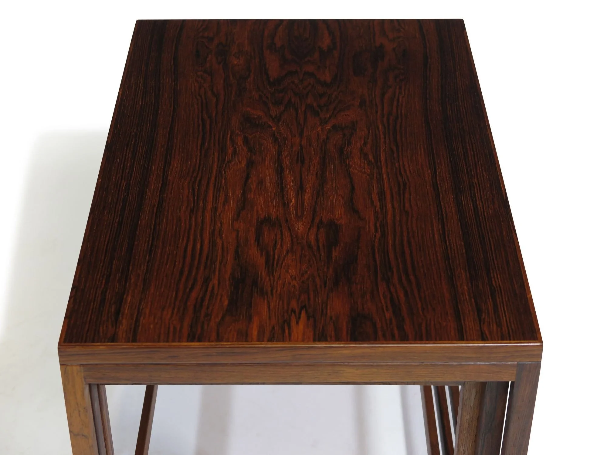 6_Nesting_Tables-6.jpeg
