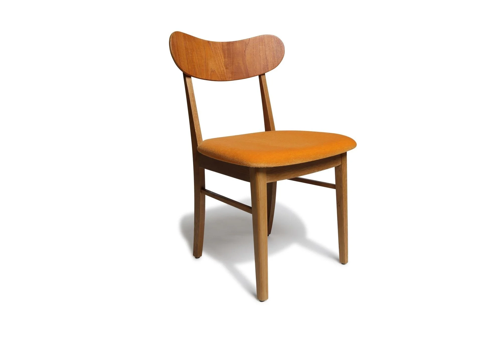 4_White_Oak_Dining_chairs-2.jpeg