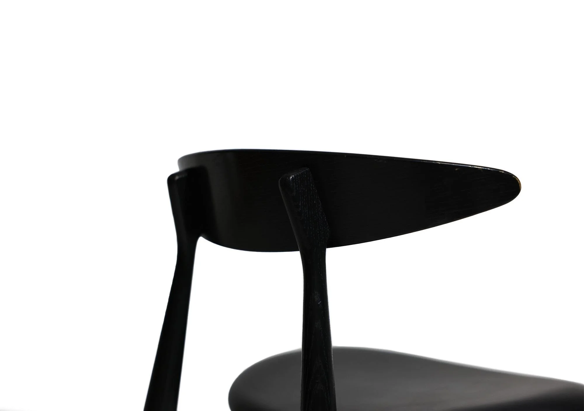 7_Black_Hans_Wegner-5.jpeg
