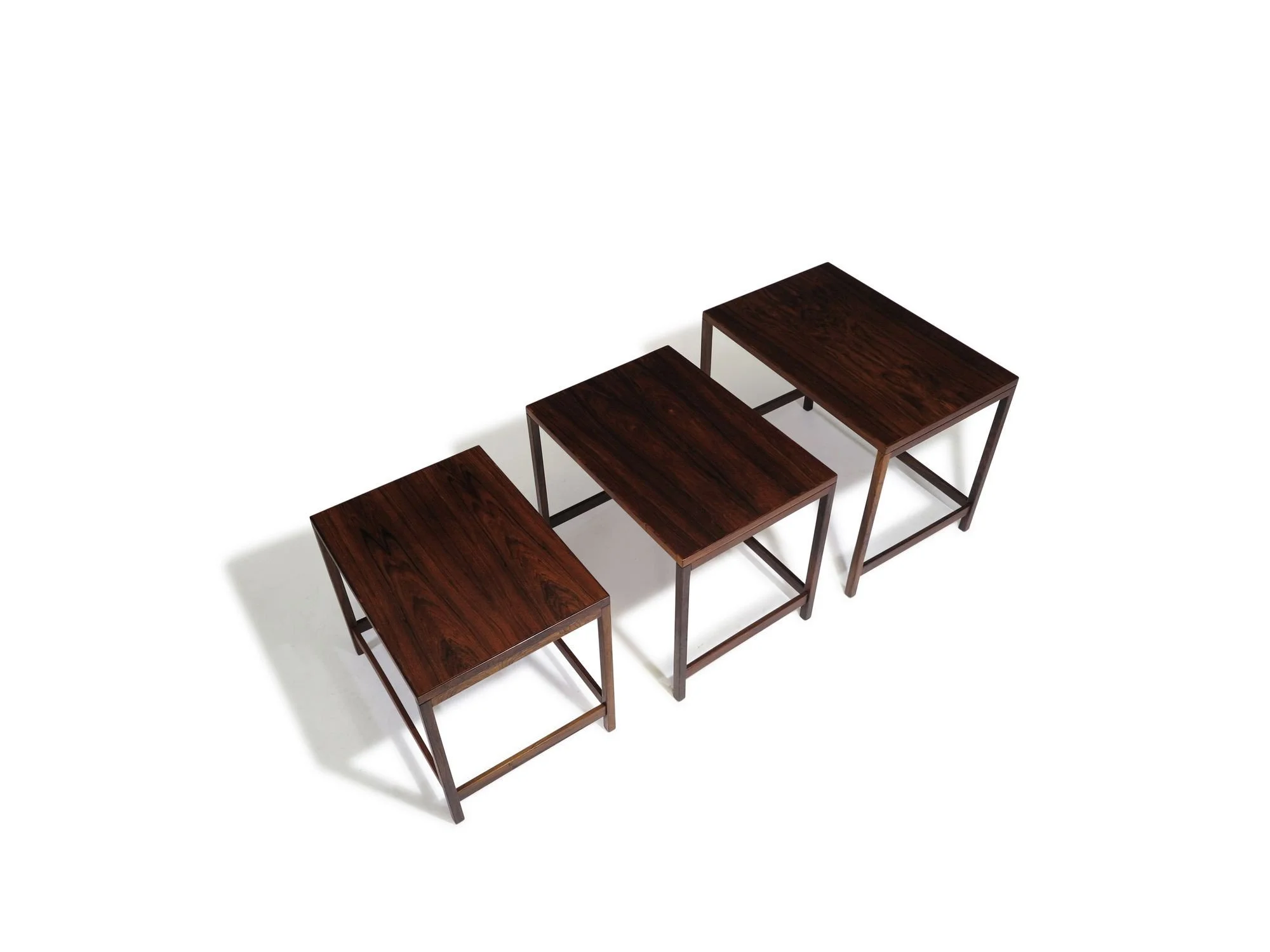 2_Nesting_Tables-8.jpeg