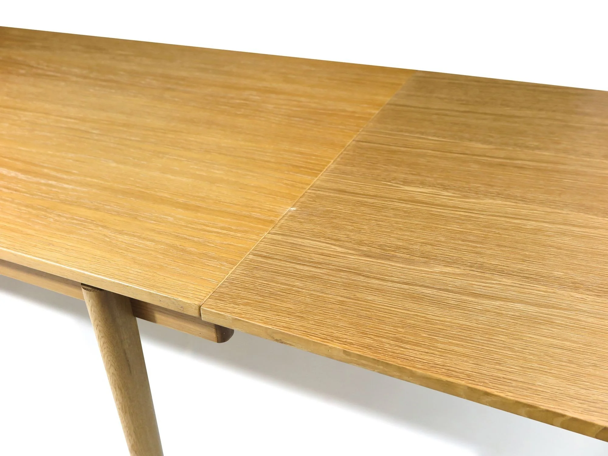 5_White_Oak_Dining_Table.jpeg