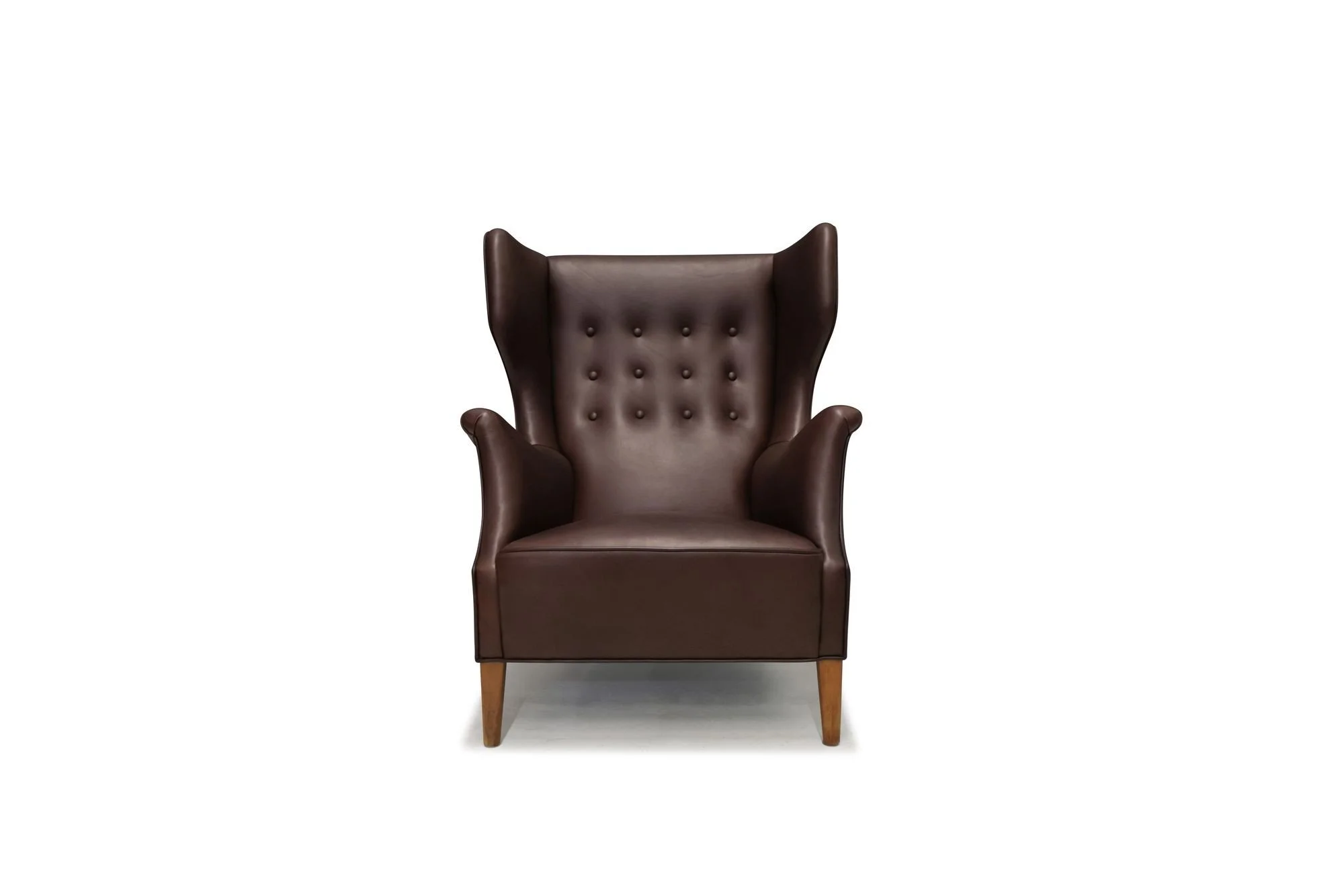 1_Brown_Leather_Chair.jpeg