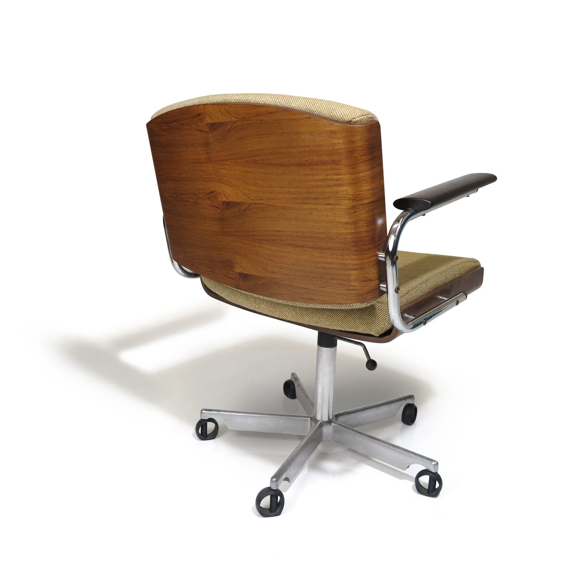 6_desk_chair-6.jpeg