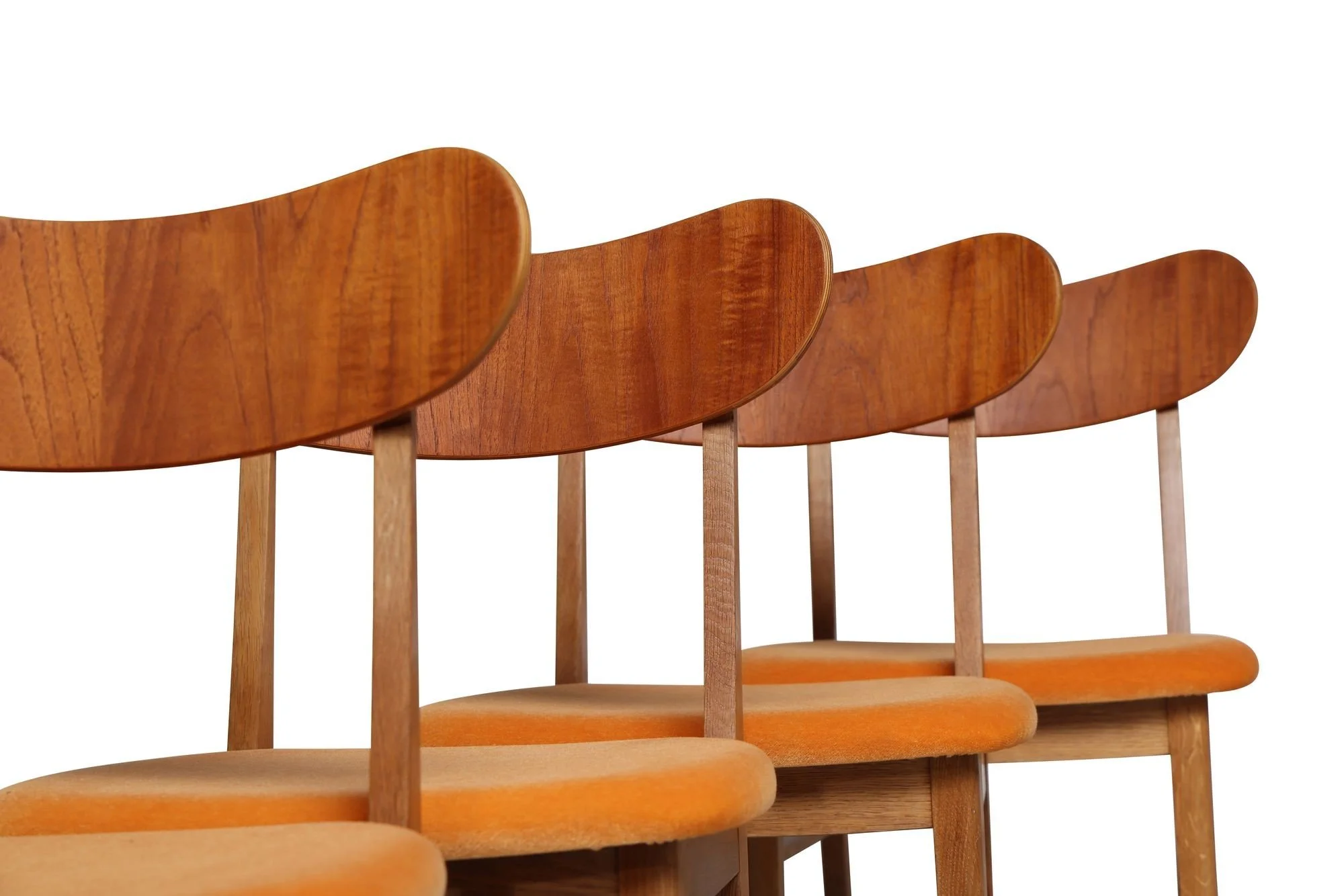2_White_Oak_Dining_chairs-12.jpeg