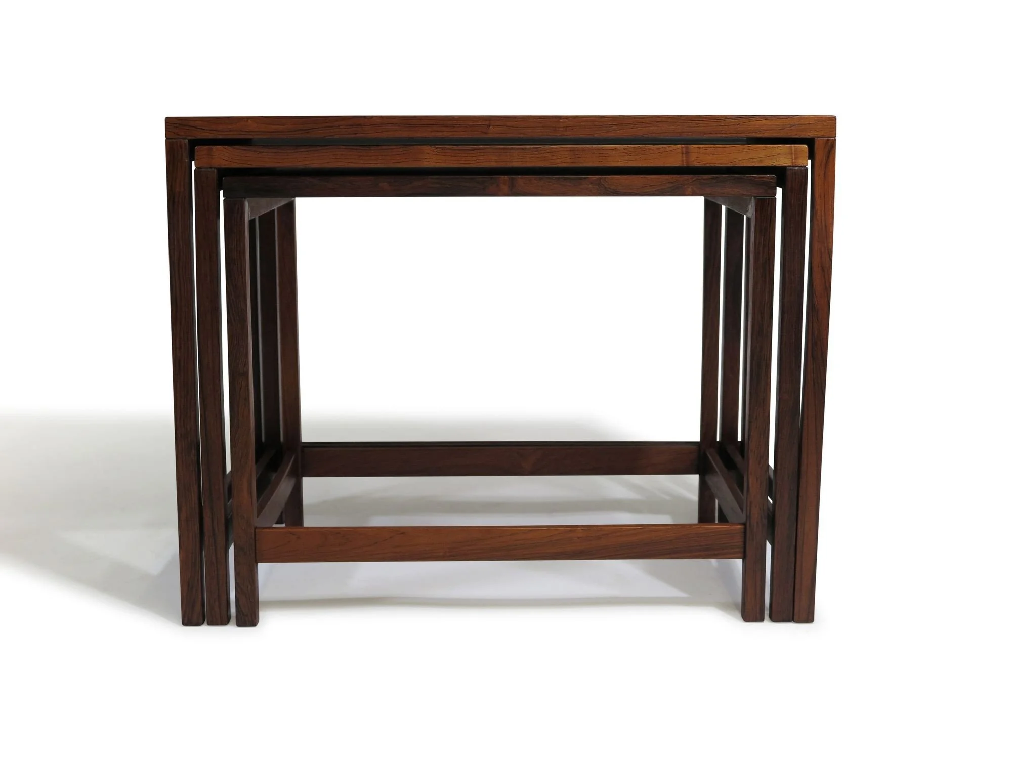 10_Nesting_Tables.jpeg