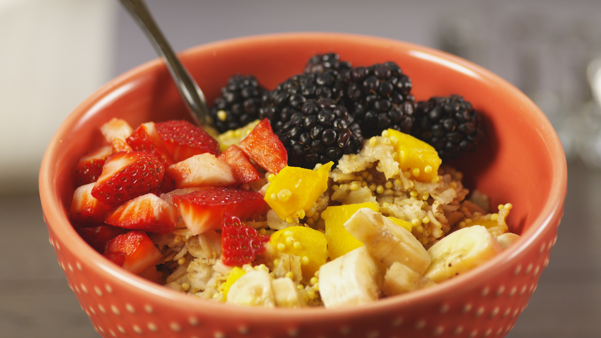 Mango and Millet Oatmeal 