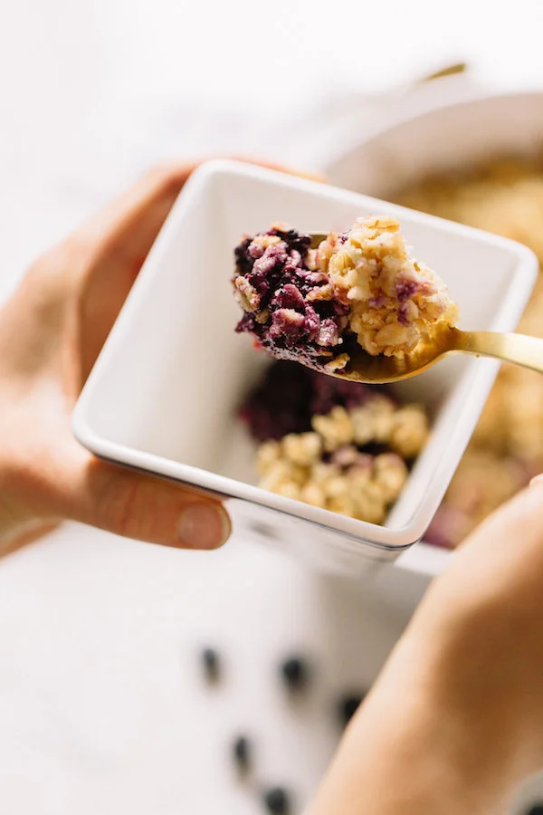 gluten-free-blueberry-crisp.jpg