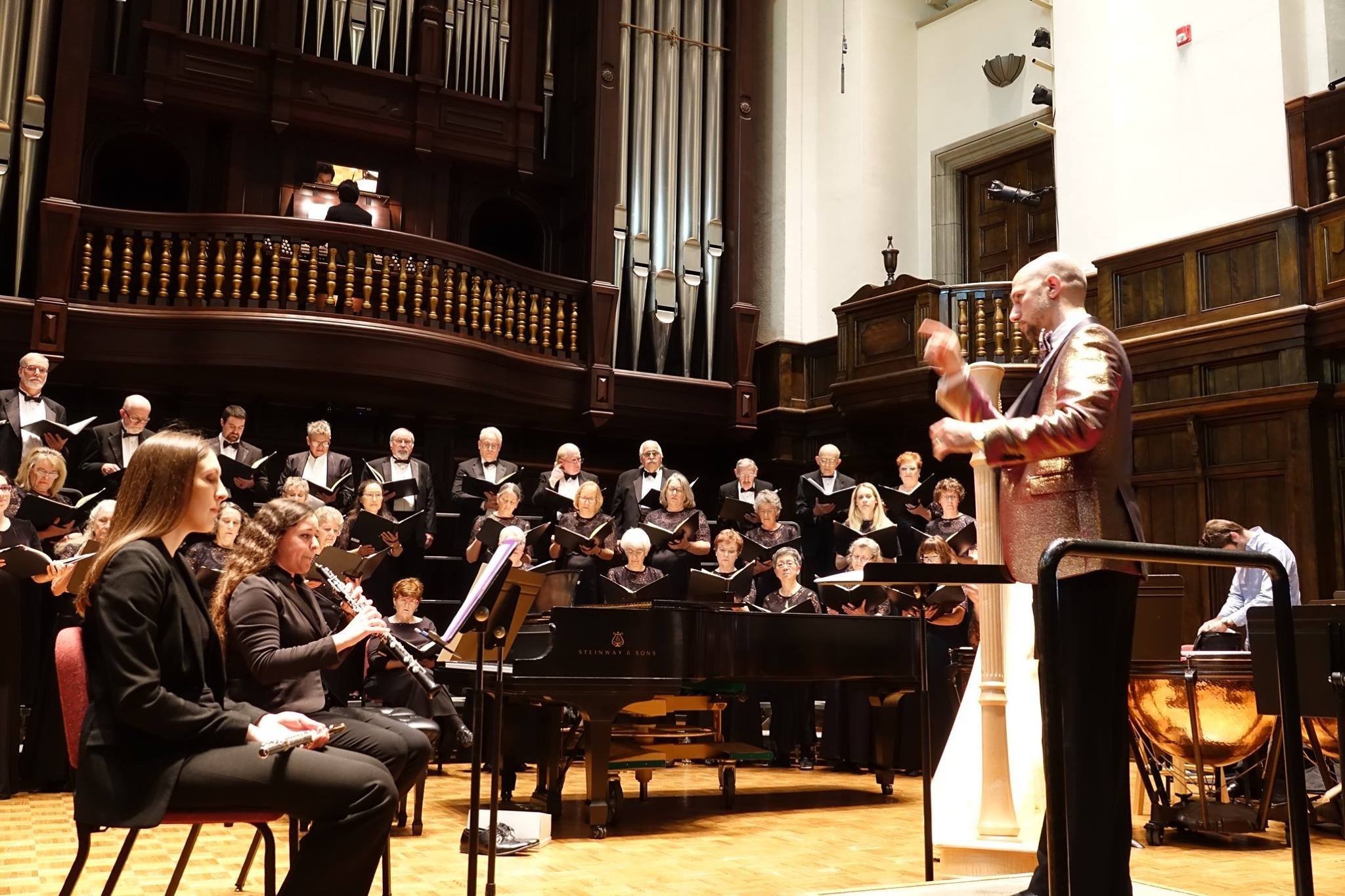 Wellman conducting Claremont Close Up.jpg