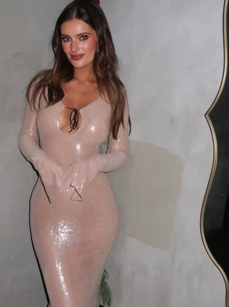  Makeup on Lexi Young  