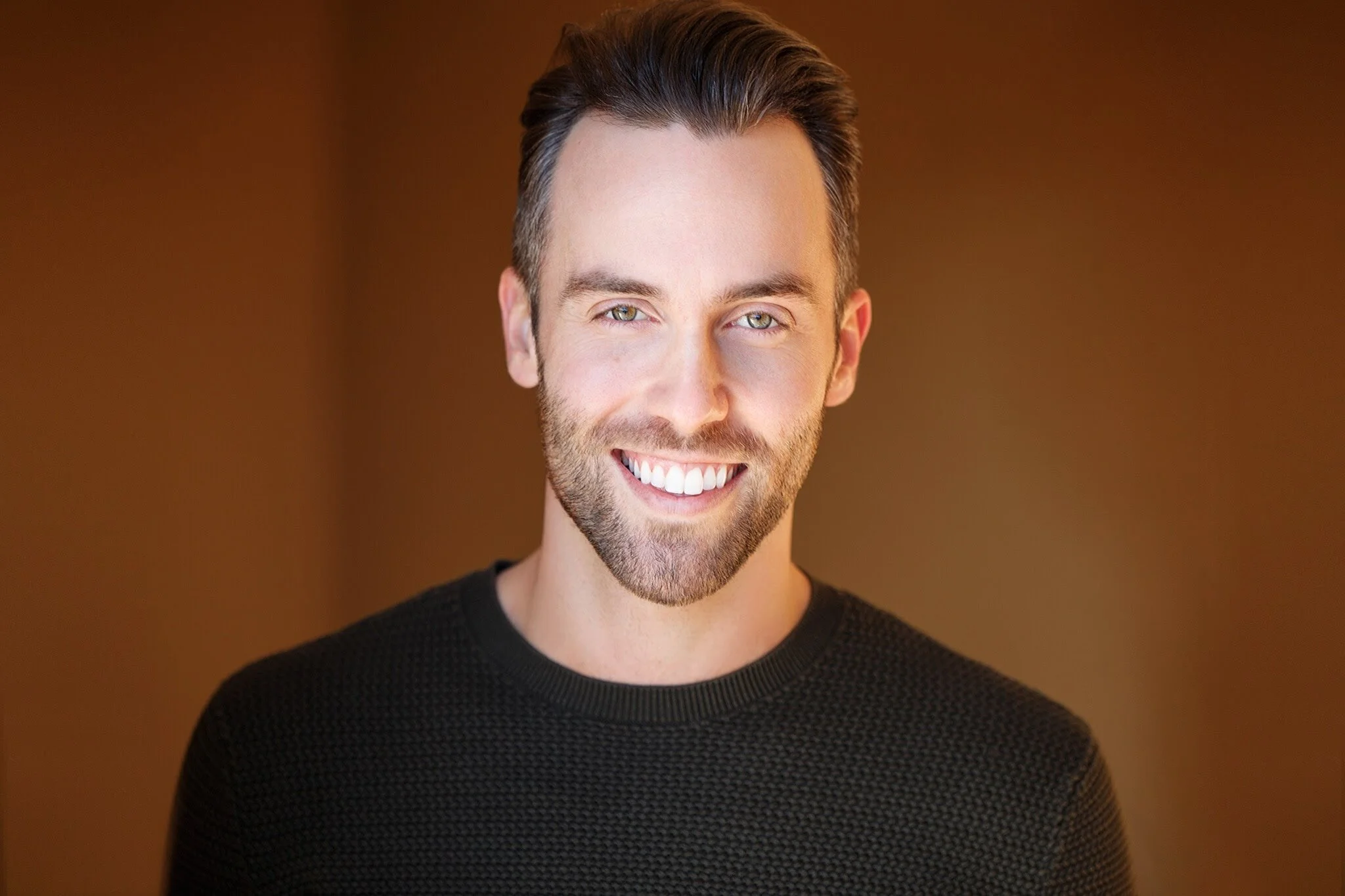 Host- Christian Schulte