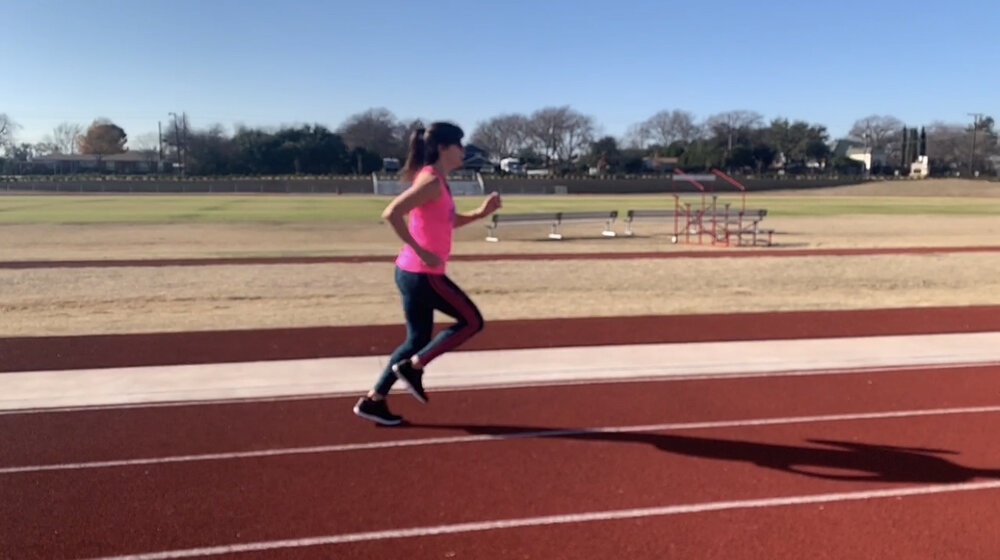 Proper technique: Bent legs landing under body