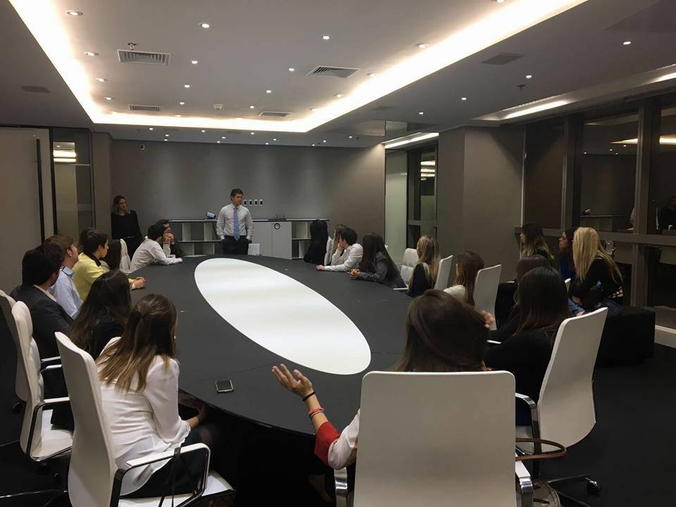 Conexão Mercado de Trabalho - Santander