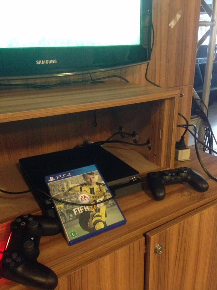 PlayStation 4