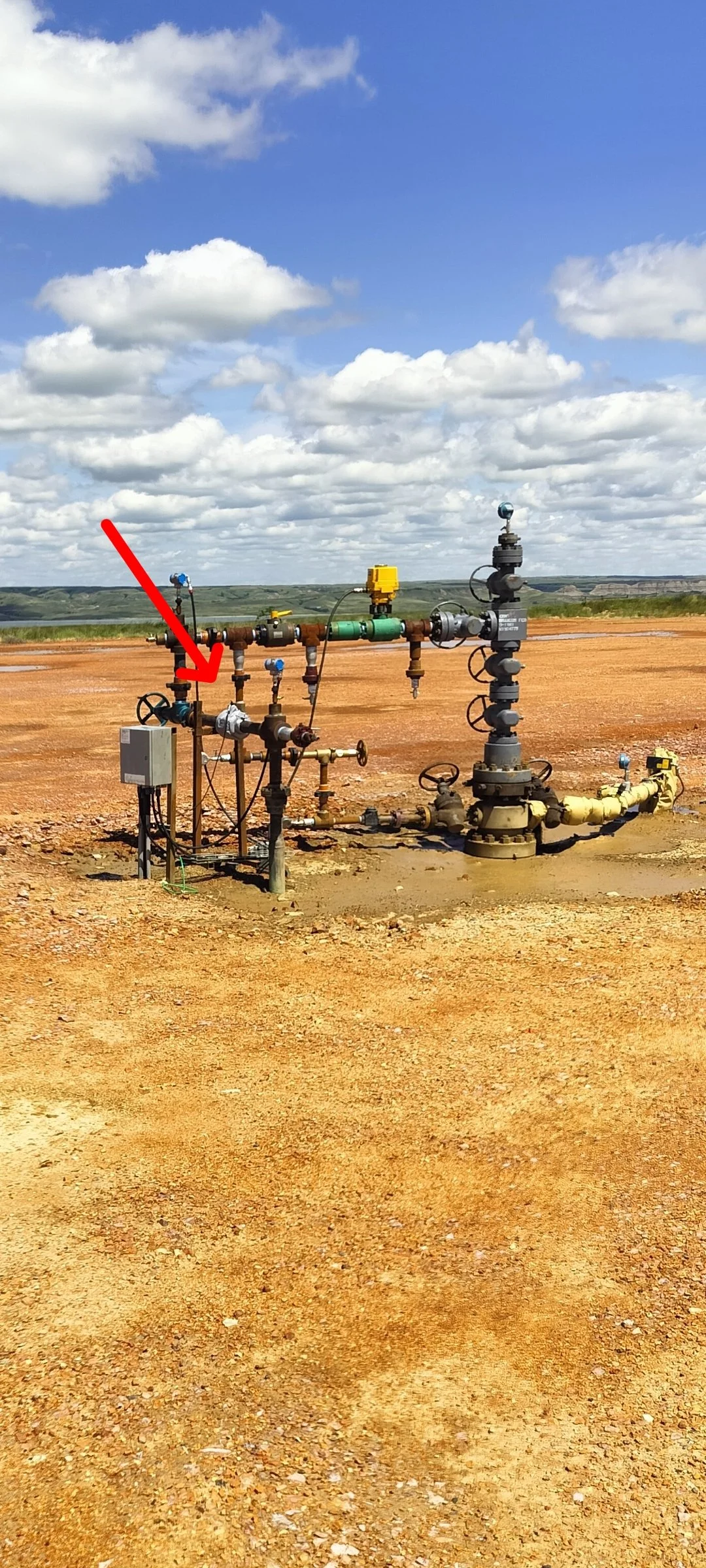 1wellhead.jpg
