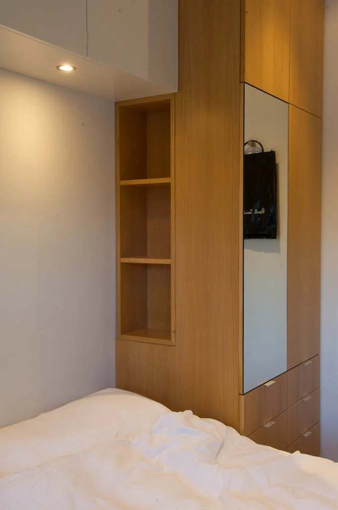 08 Bedroom.jpg