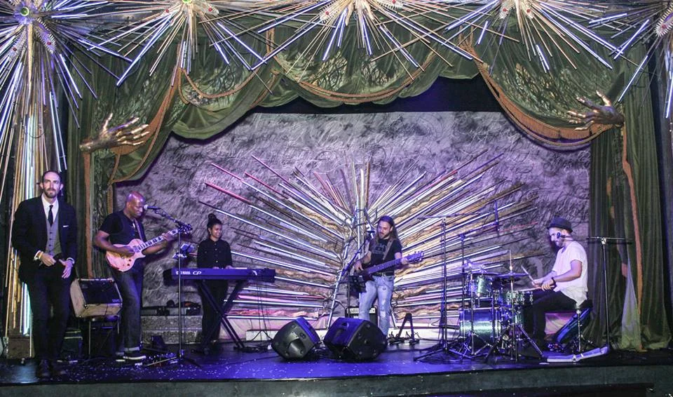 Photo by The Nicest Kids in Town