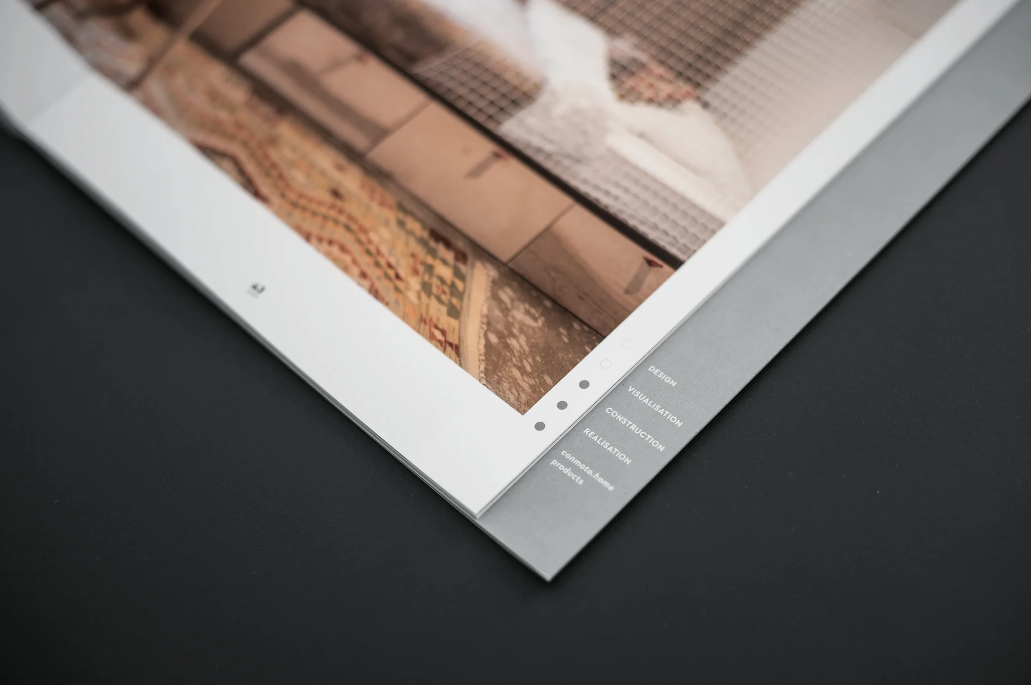 UNGESTRICHEN_conmoto projects broschure_concept and design_corporate commucication_017.jpg