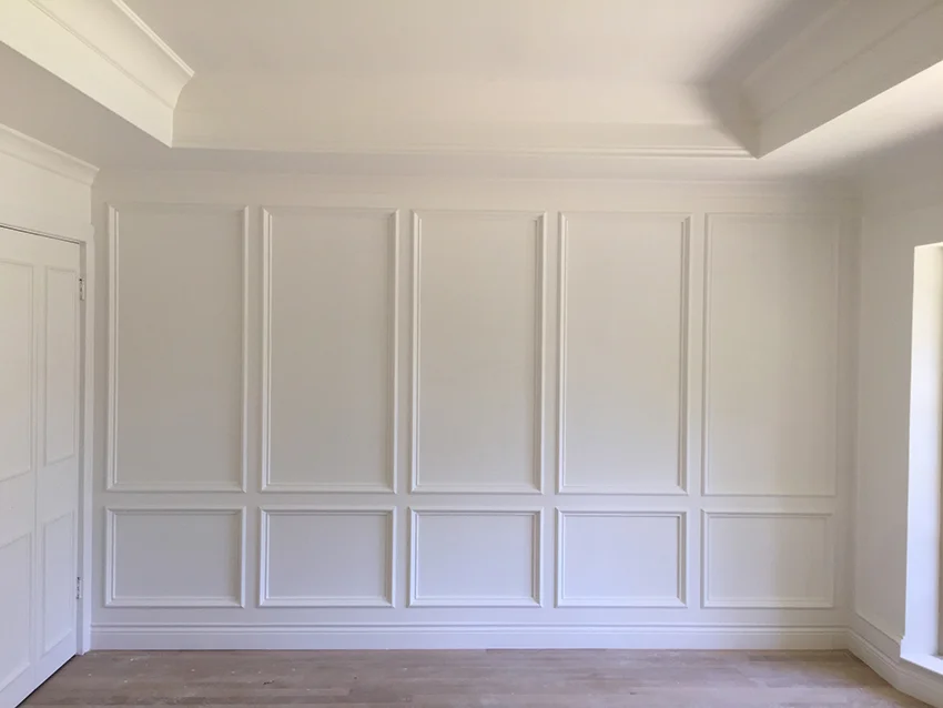 after-the-one-room-challenge-sitting-room-metrie-molding-the-pink-paoda.jpg