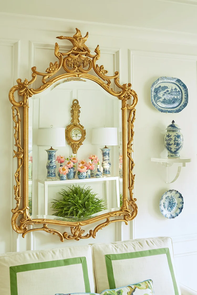 metrie-ORC-spring-2017-mirror-wall.jpg