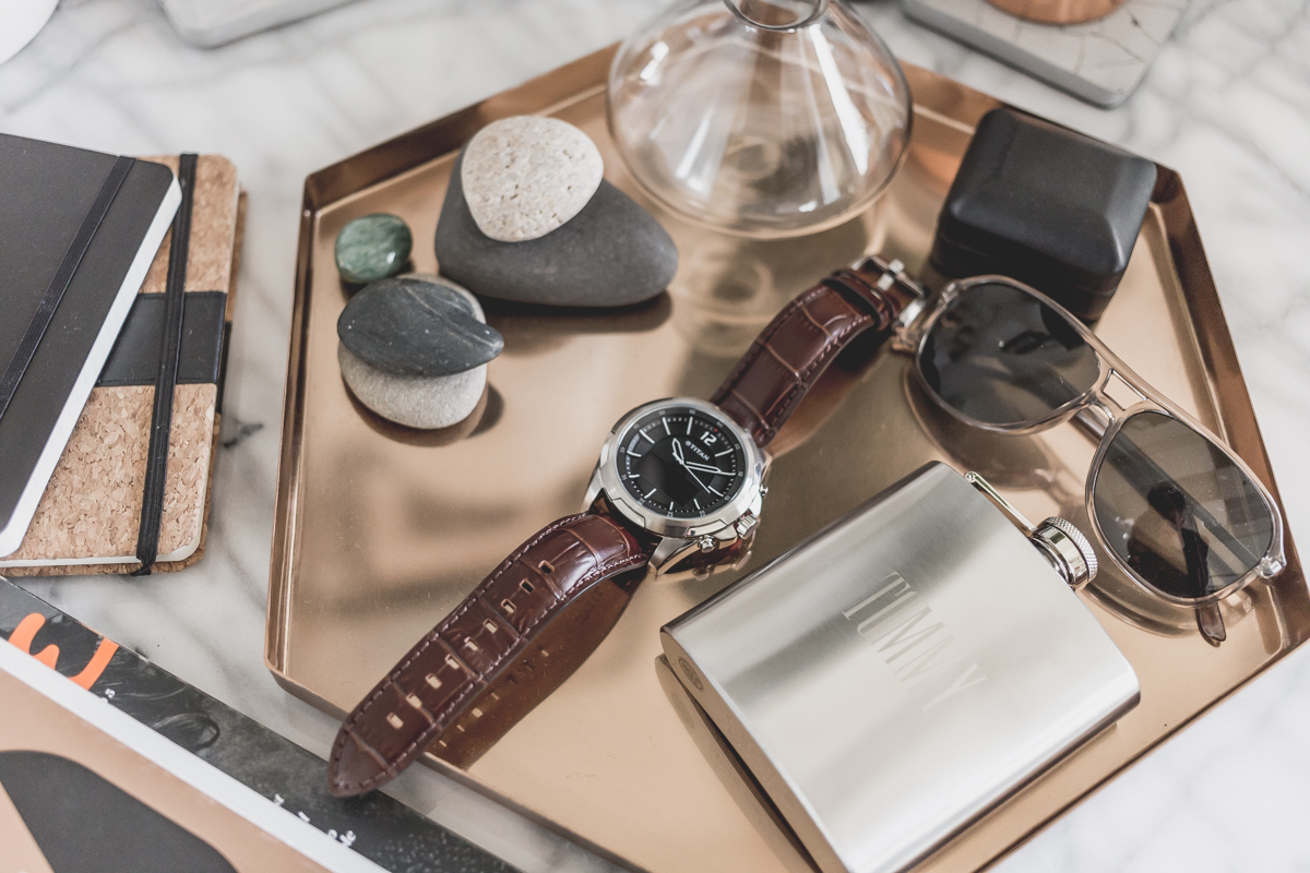 mybelonging-tommylei-titan-juxt-watch-by-hp-1.jpg
