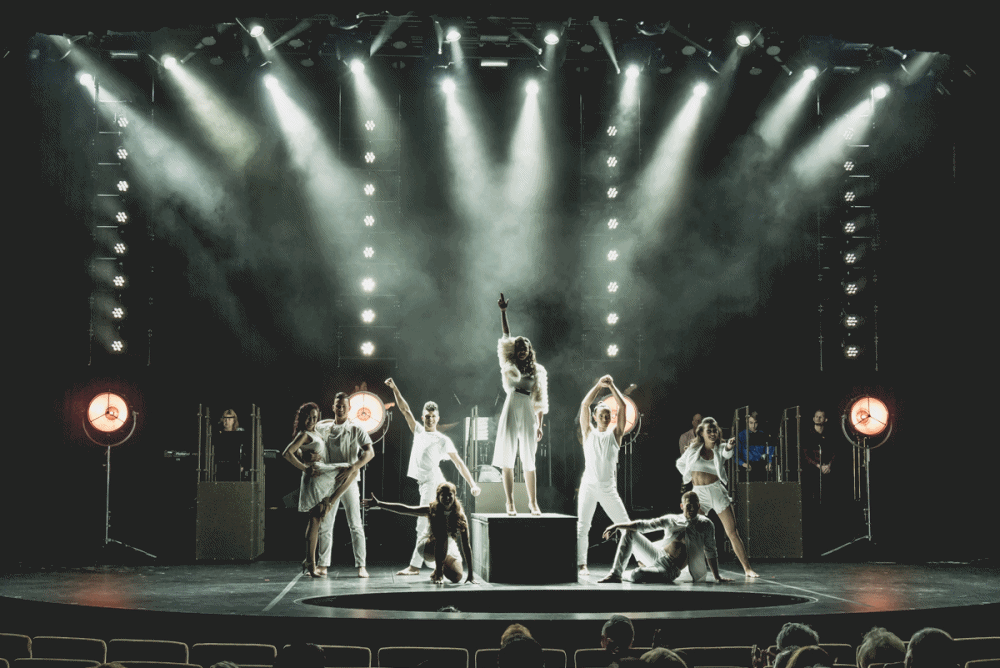 mybelonging-celebrity-cruises-silhouette-musicals-shows.gif