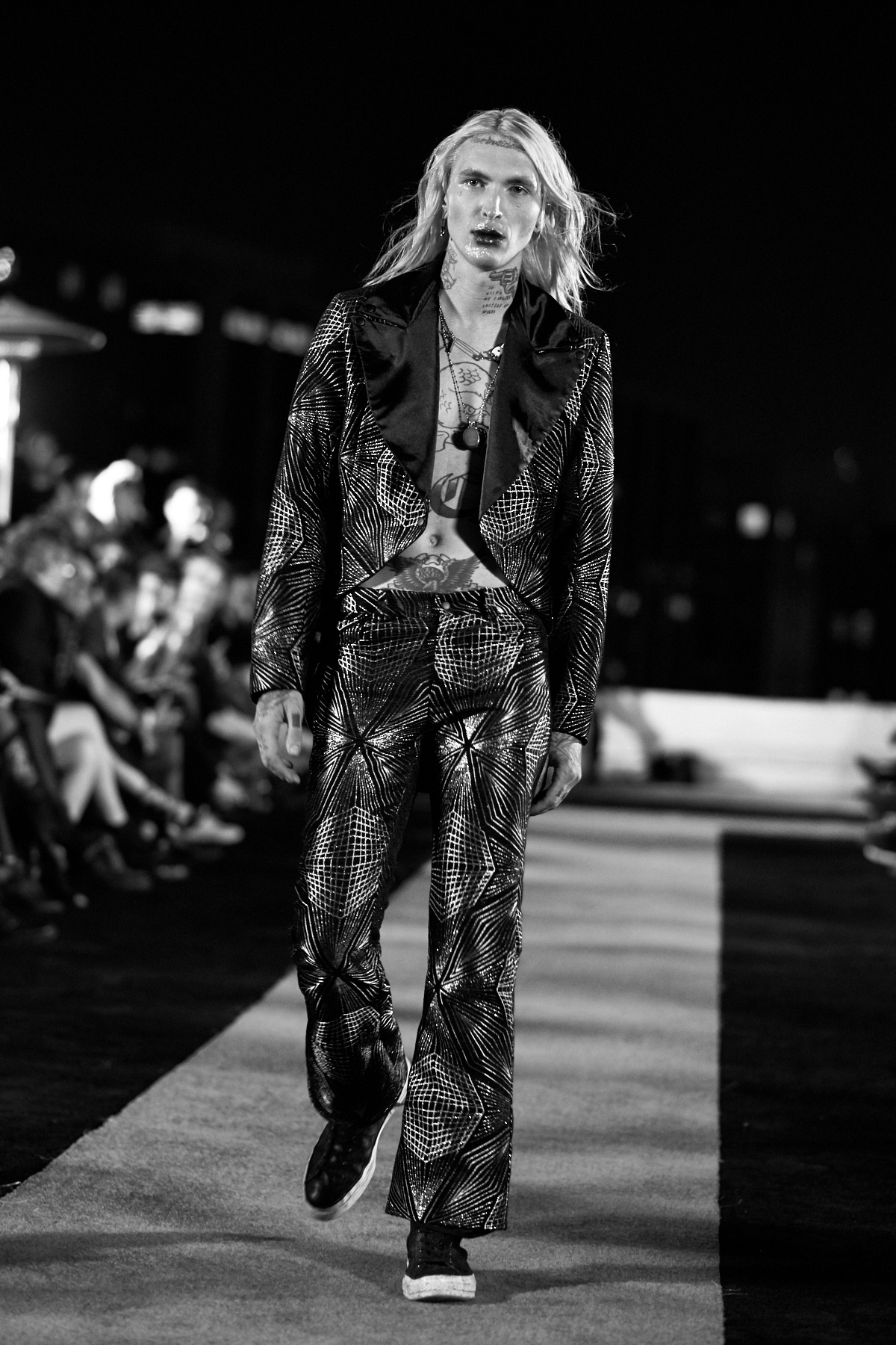 Sav Noir SS17