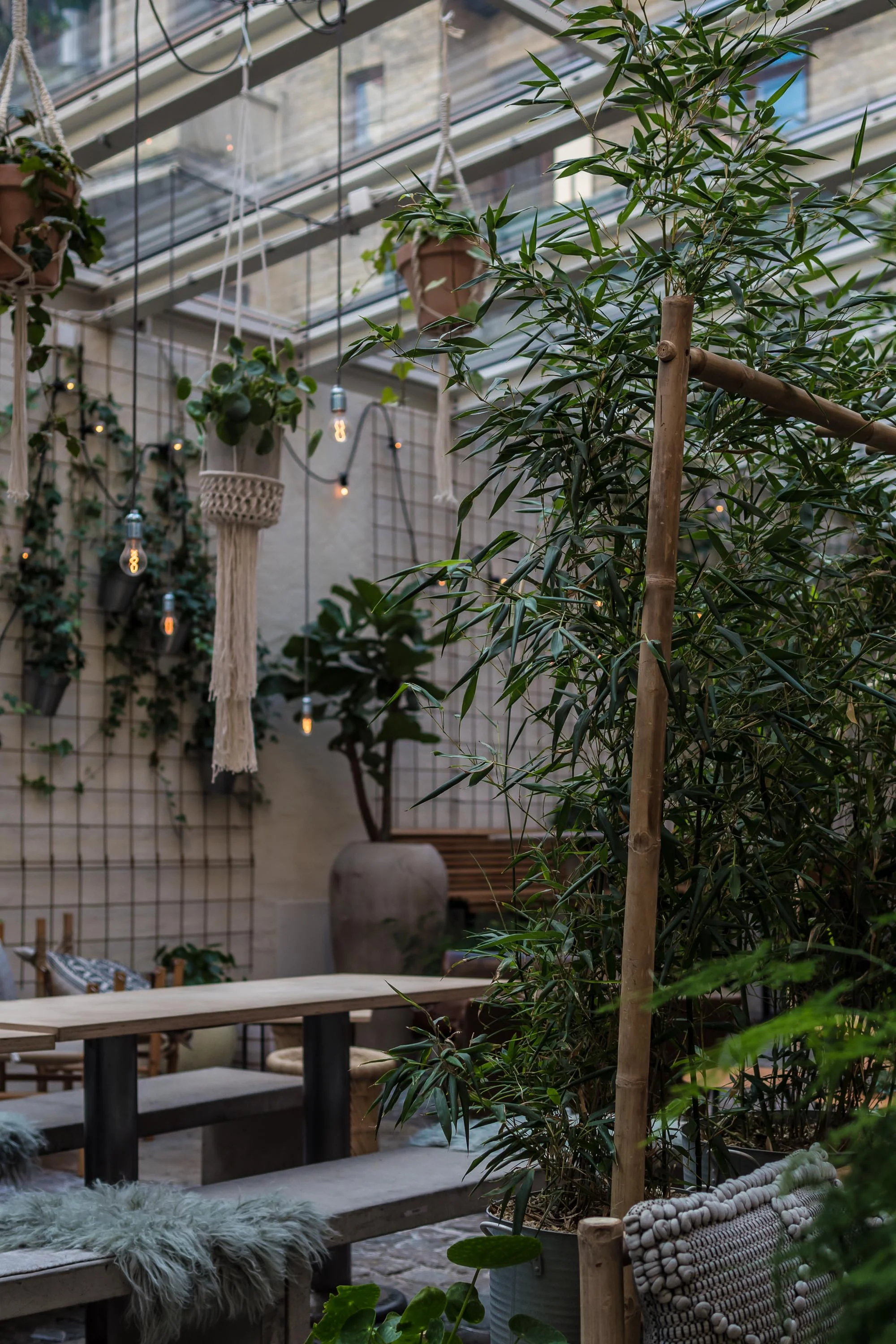 MYBELONGING-TOMMYLEI-TOP-MENSWEAR-TRAVEL-LIFESTYLE-BLOG-GOTHENBURG-SWEDEN-HAGA-DISTRICT-1.jpg