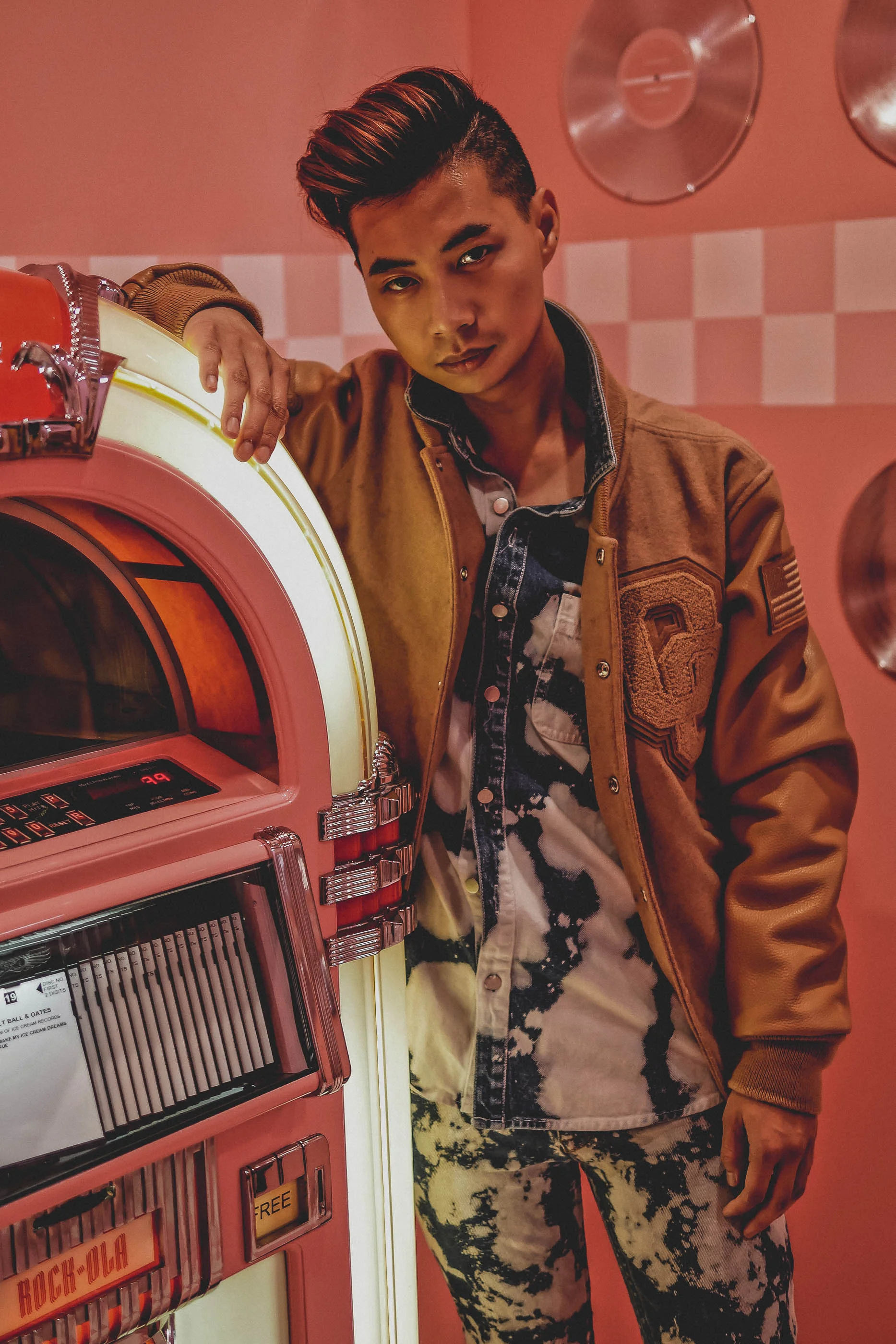 MYBELONGING-TOMMYLEI-TOP-MENSWEAR-BLOGGER-OPENING-CEREMONY-MENS-VARSITY-JACKET-MUSEUM-OF-ICE-CREAM-5.jpg