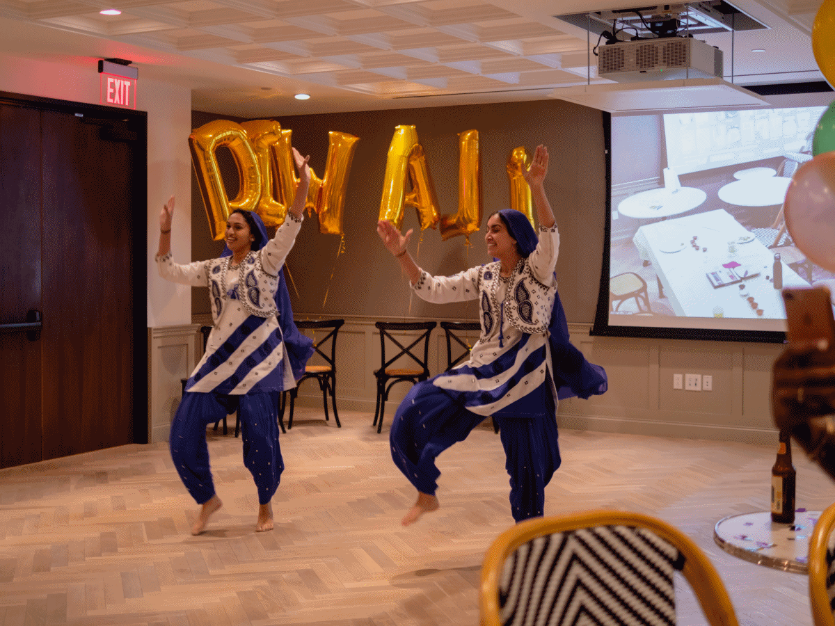 MYBELONGING-A-DAY-WITH-UBER-DIWALI-FESTIVAL-OF-LIGHTS-CELEBRATION-ASIAN-AMERICAN-ERG3.gif