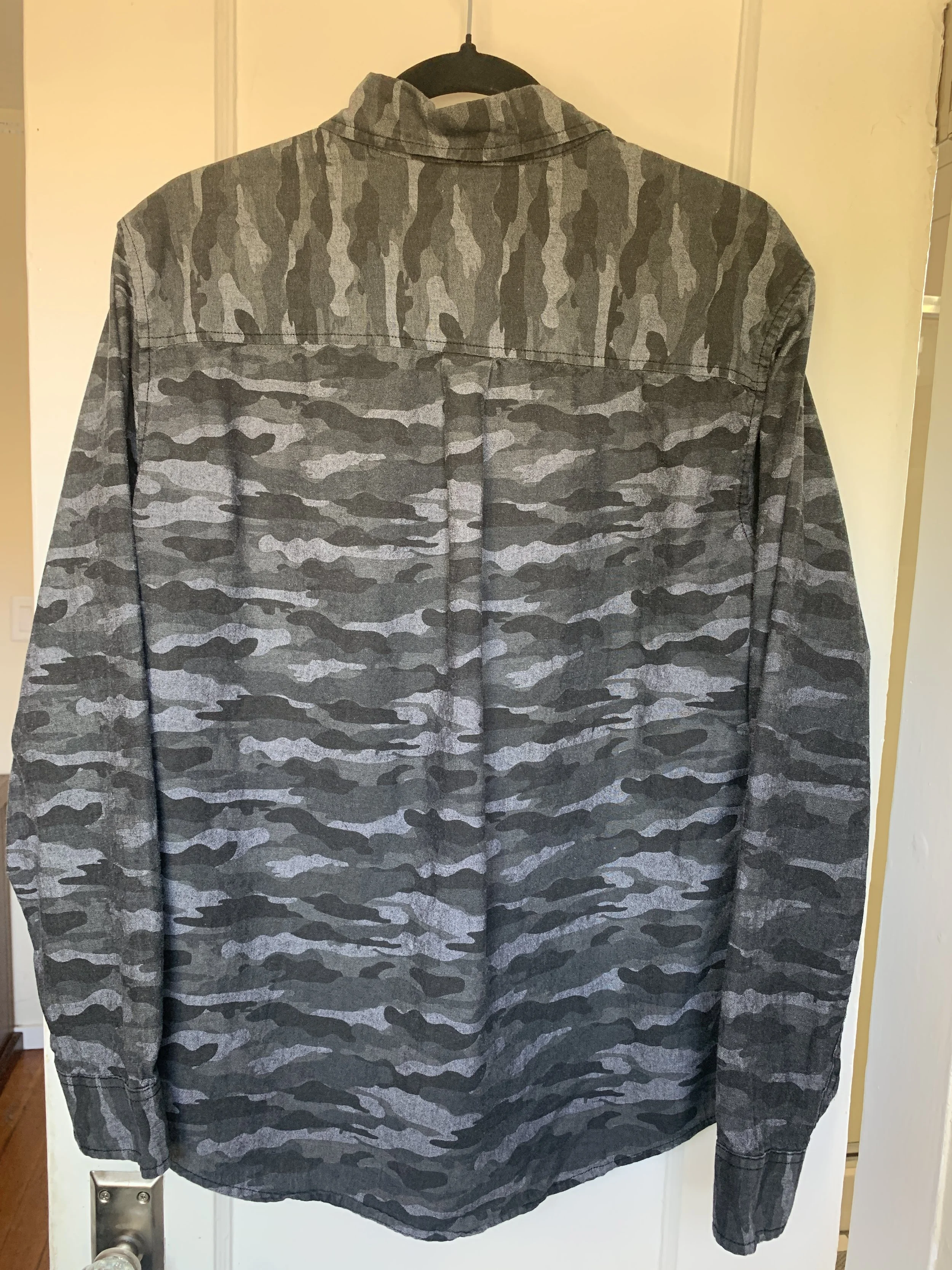 button-down-camo-4.JPG