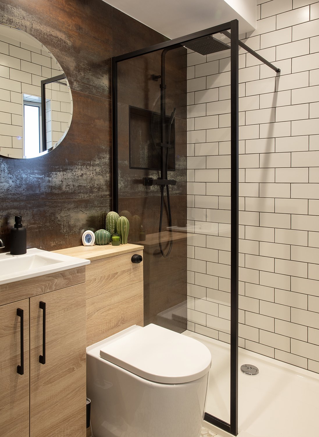 East.Molesey.extension.guest.wc.jpg